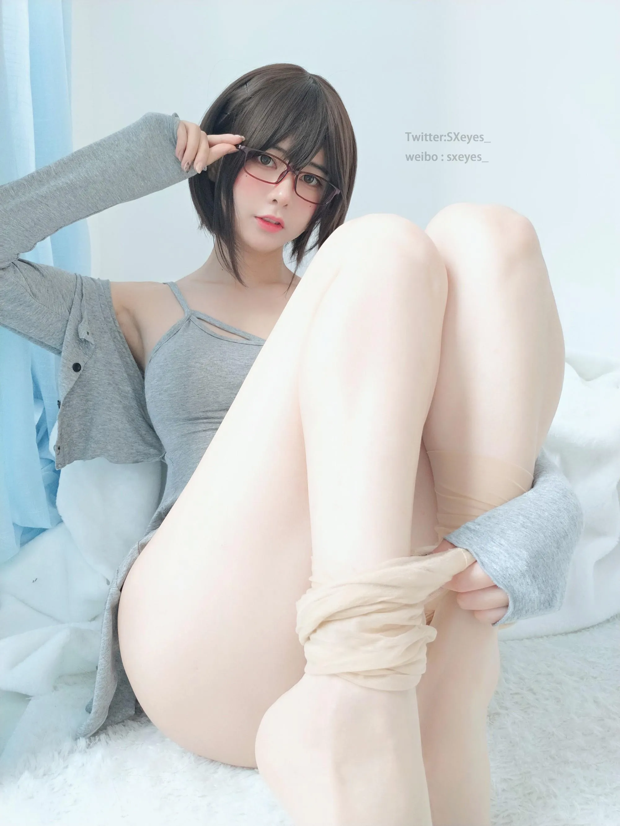眼酱大魔王w – NO.026 肉丝连衣裙 [30P]插图1